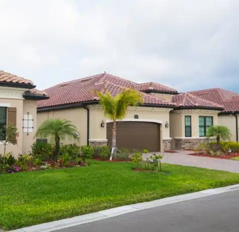 Cloudy,Day,In,New,Golf,Community,,Bonita,Springs,,Florida ,Real
