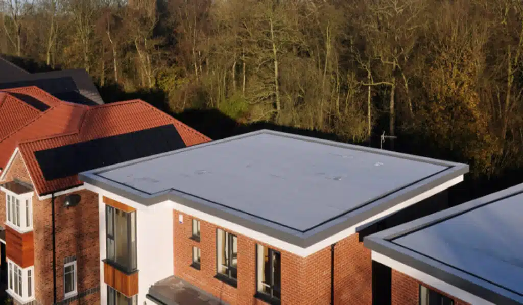 Flat roofs on commercial buildings